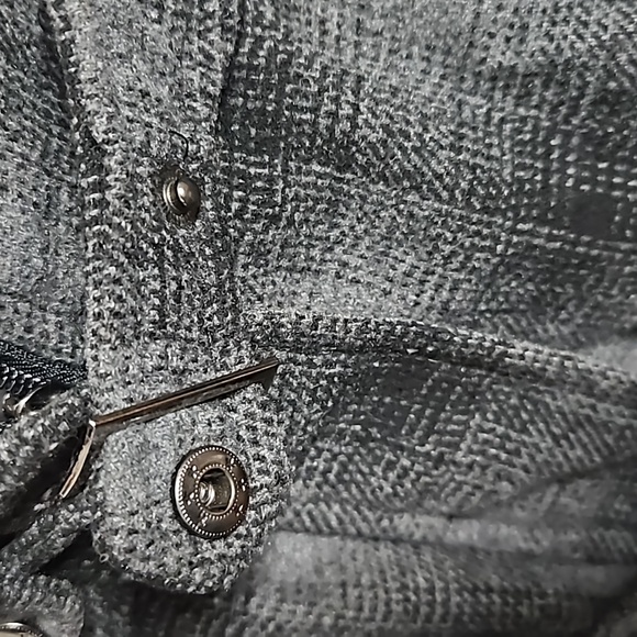 Wet seal winter coat size Medium - Picture 12 of 14